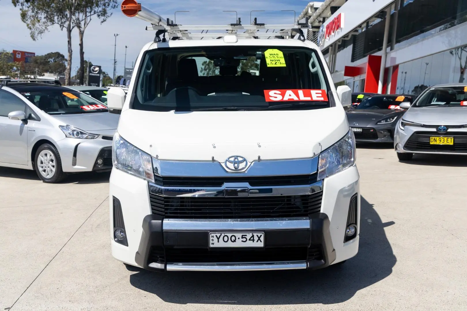 2023 Toyota Hiace Gallery Image 4