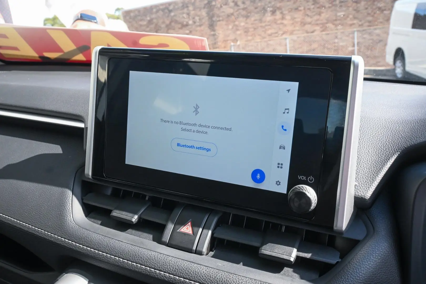 2022 Toyota RAV4 Gallery Image 17