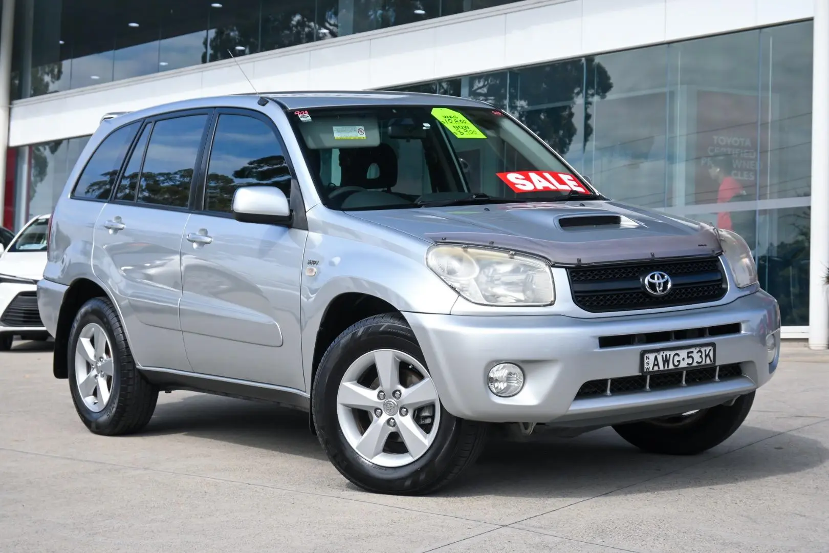 2005 Toyota RAV4 Gallery Image 1