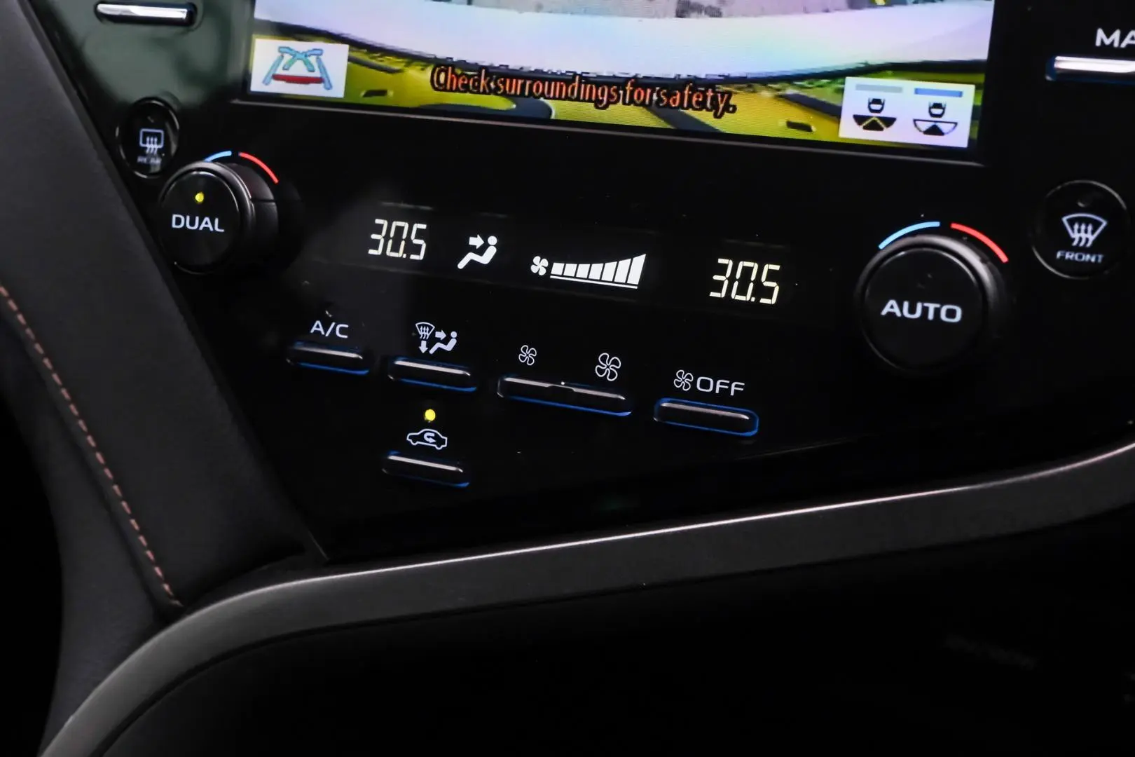 2020 Toyota Camry Gallery Image 13