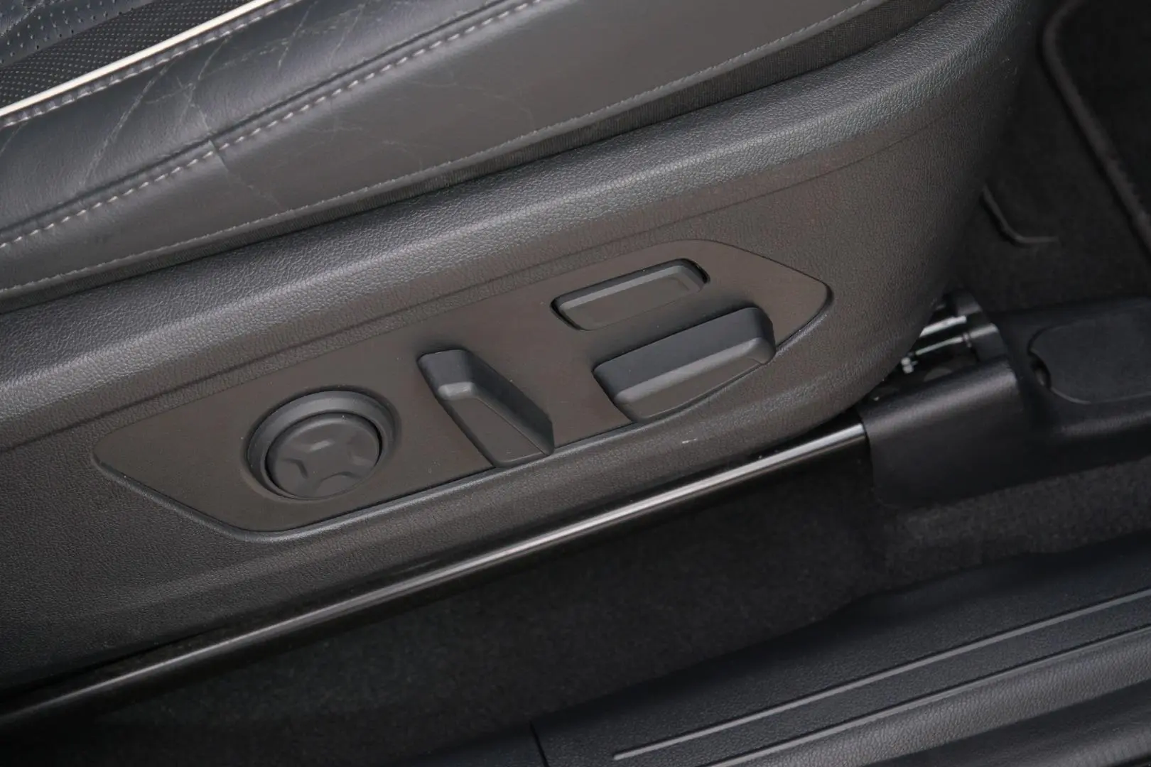 2023 Kia Sorento Gallery Image 17