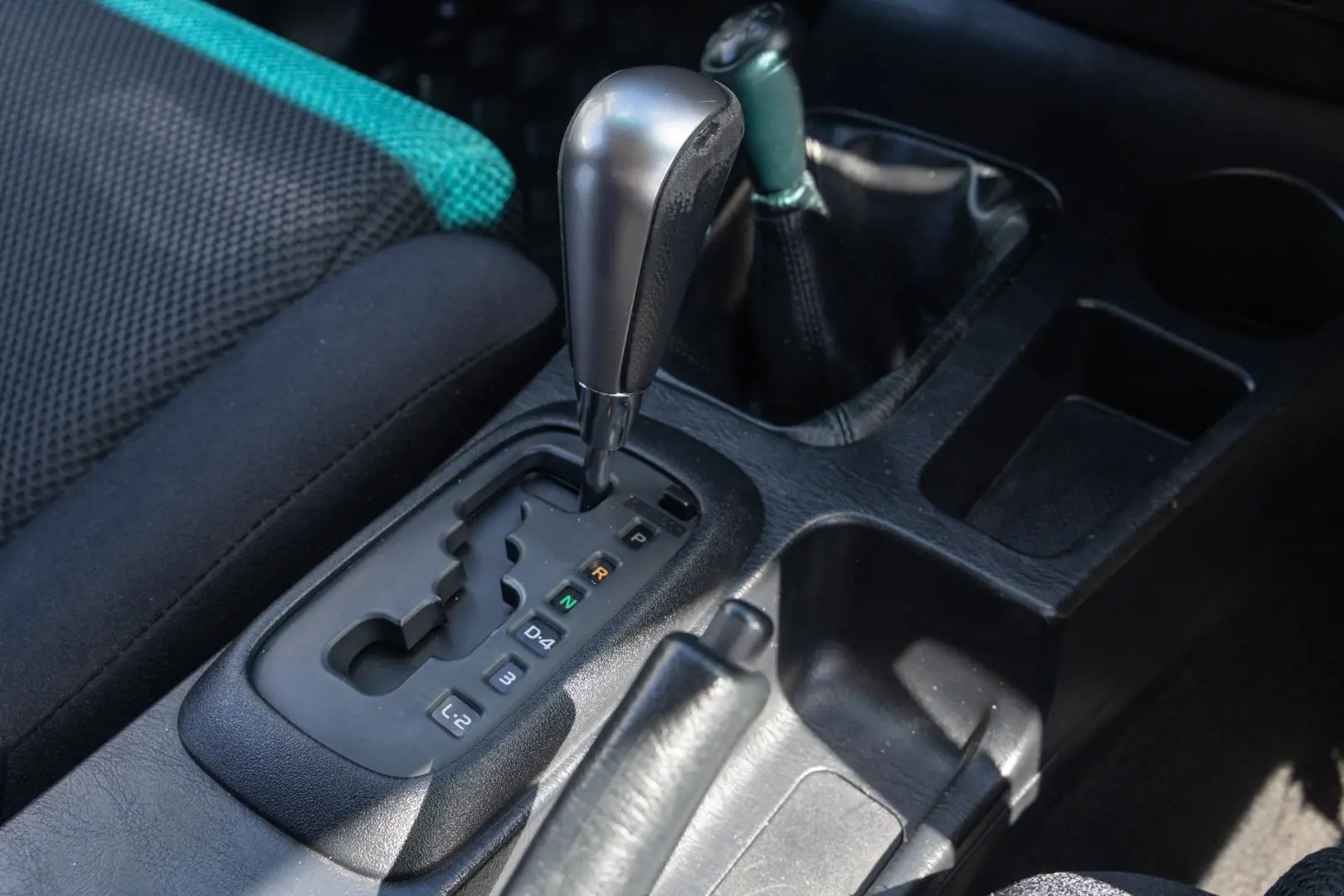 2014 Toyota Hilux Gallery Image 10