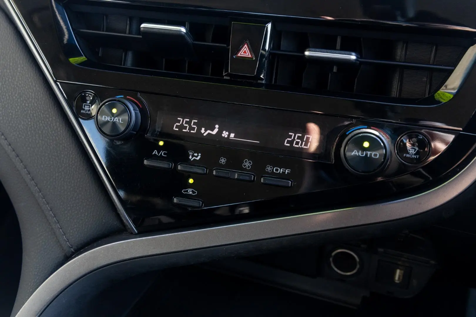 2022 Toyota Camry Gallery Image 16