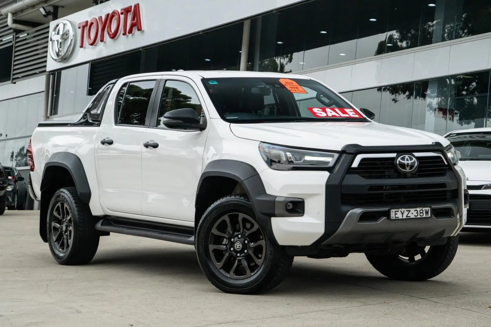2023 Toyota Hilux Gallery Image 1