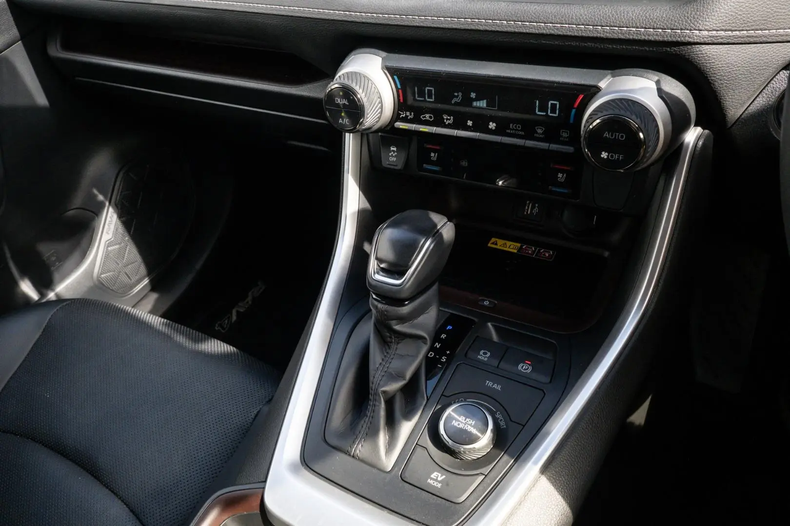 2023 Toyota RAV4 Gallery Image 14