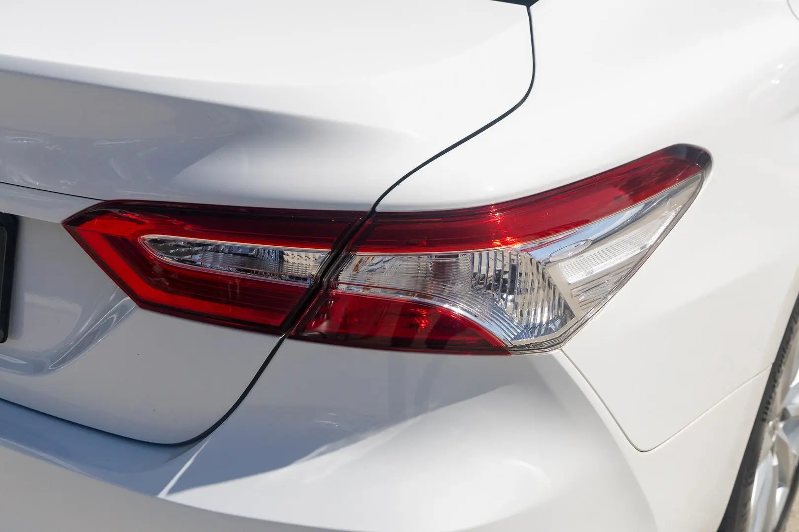 2020 Toyota Camry Gallery Image 7