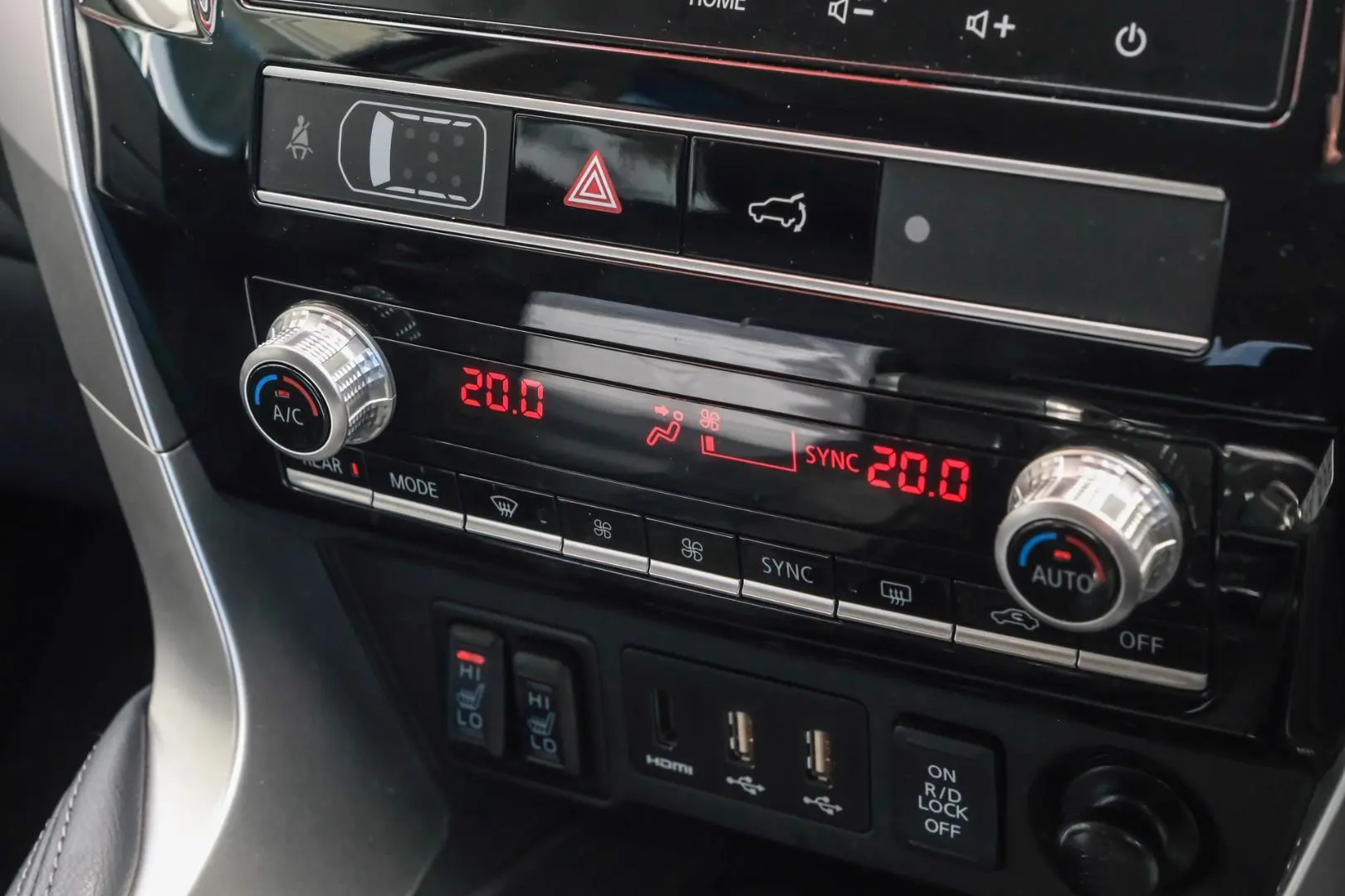 2024 Mitsubishi Pajero Sport Gallery Image 13
