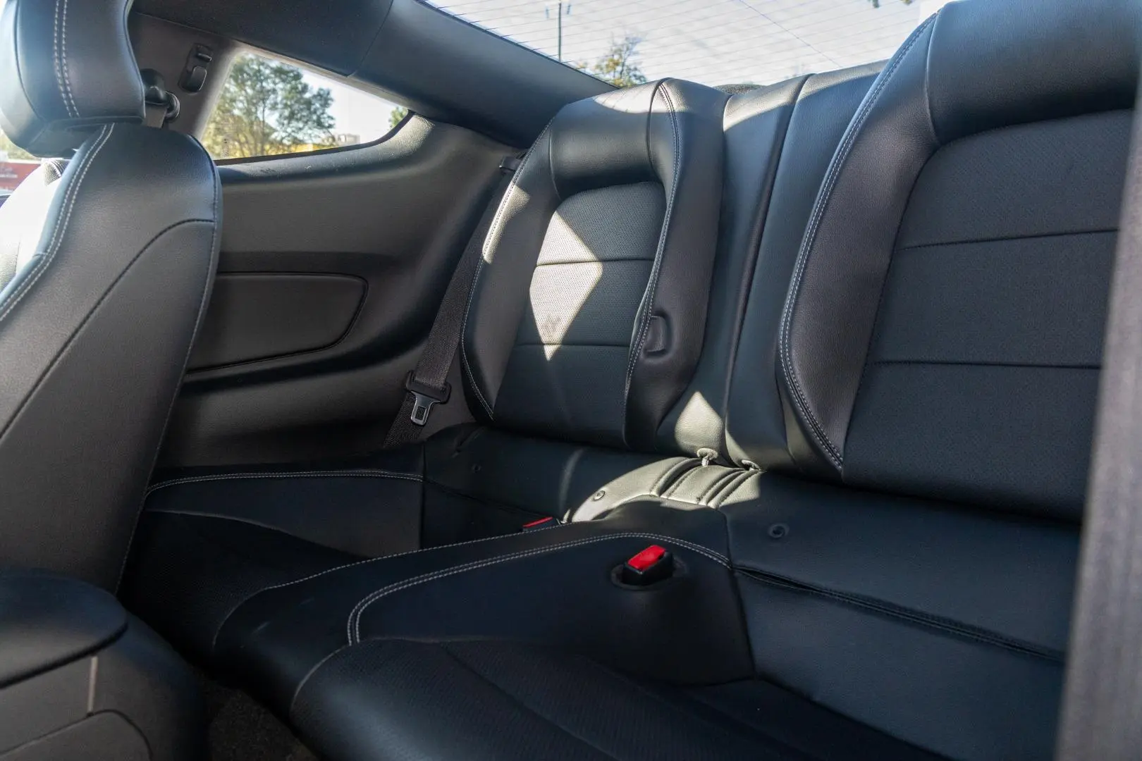 2017 Ford Mustang Gallery Image 9