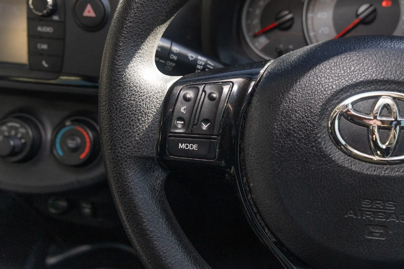 2019 Toyota Yaris Gallery Image 11