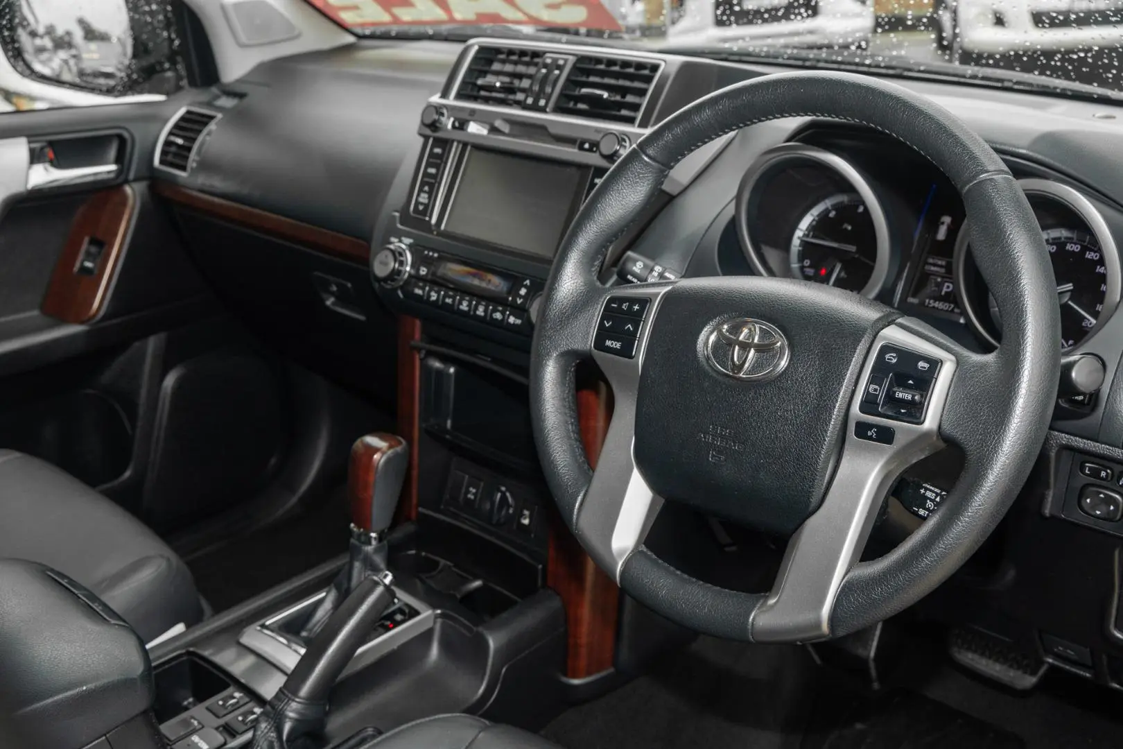 2017 Toyota Landcruiser Prado Gallery Image 7