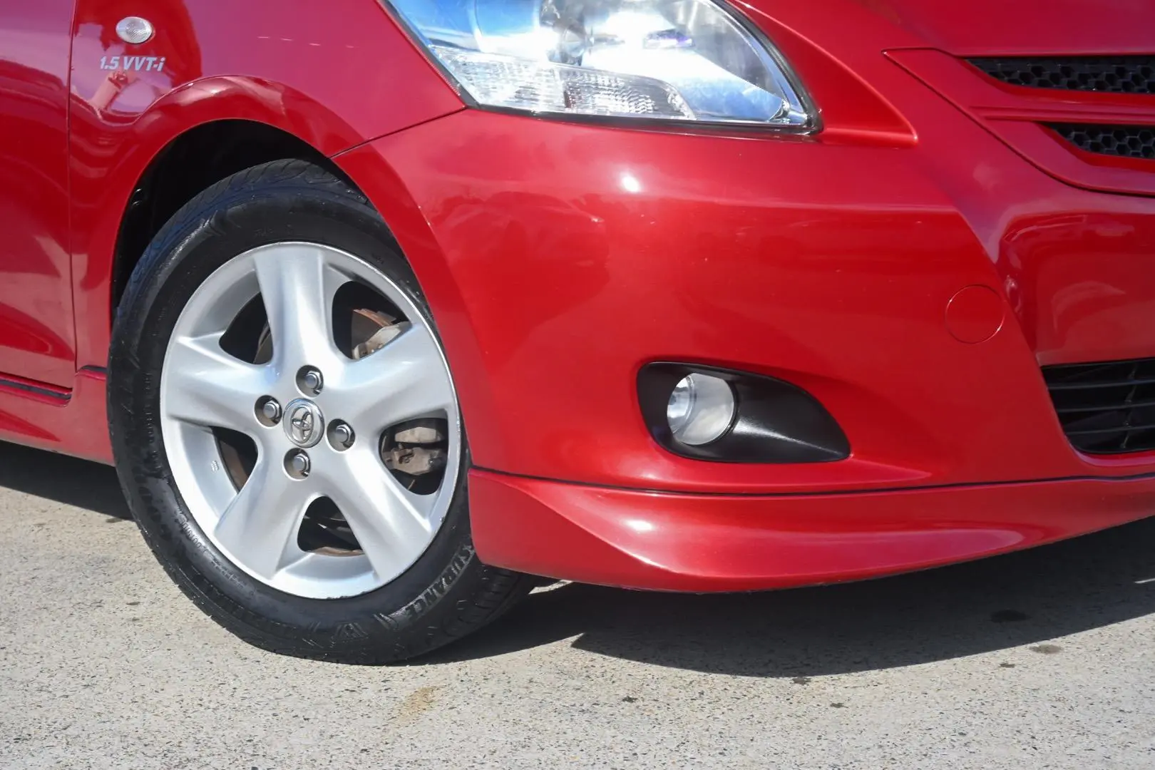 2007 Toyota Yaris Gallery Image 6