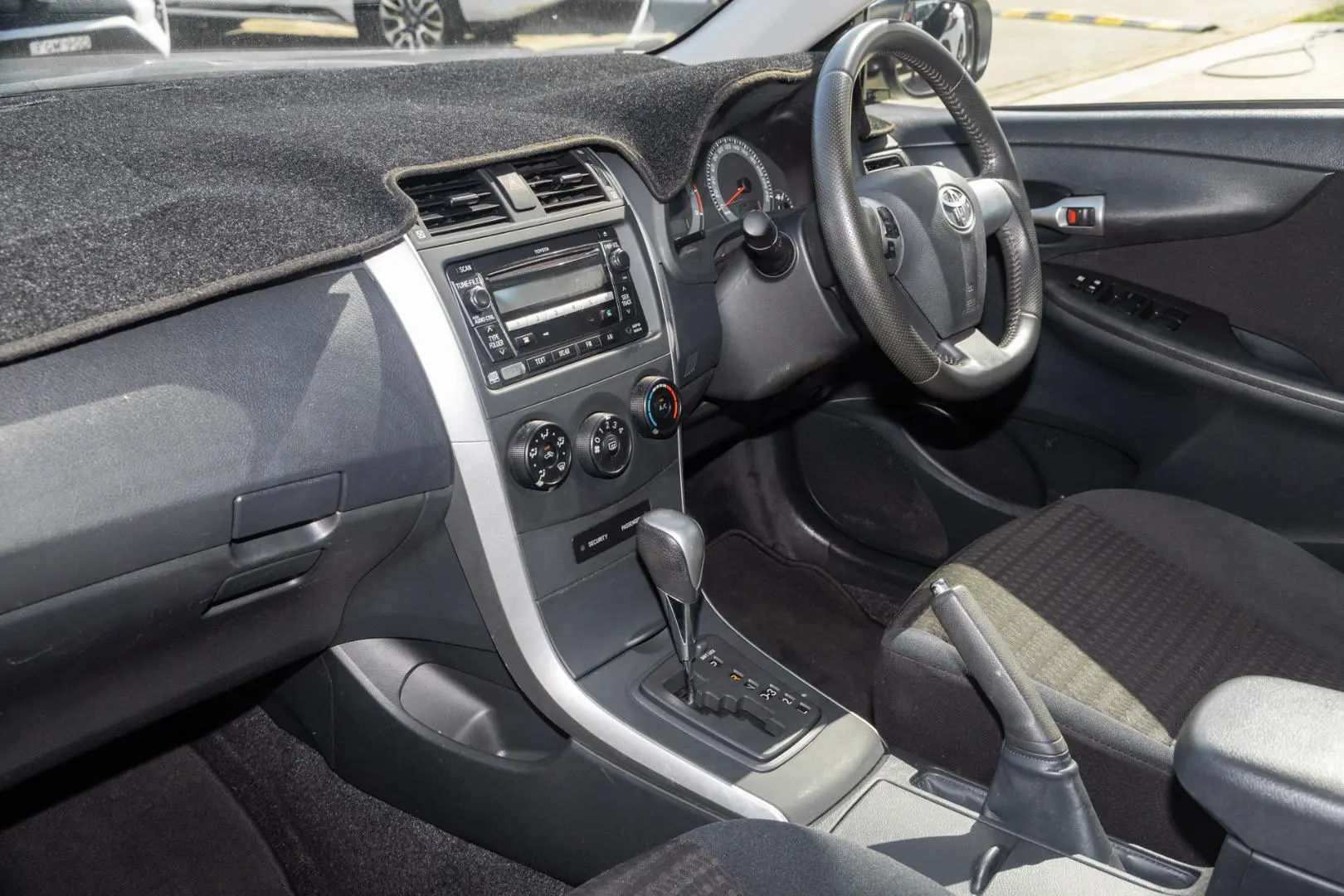 2010 Toyota Corolla Gallery Image 8