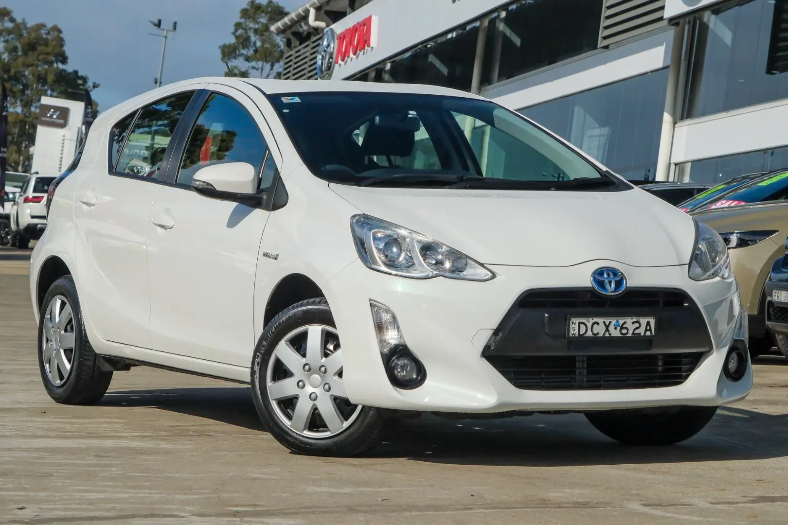 2016 Toyota Prius C Image