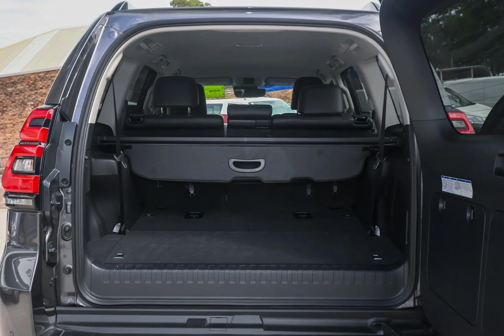 2023 Toyota Landcruiser Prado Gallery Image 20