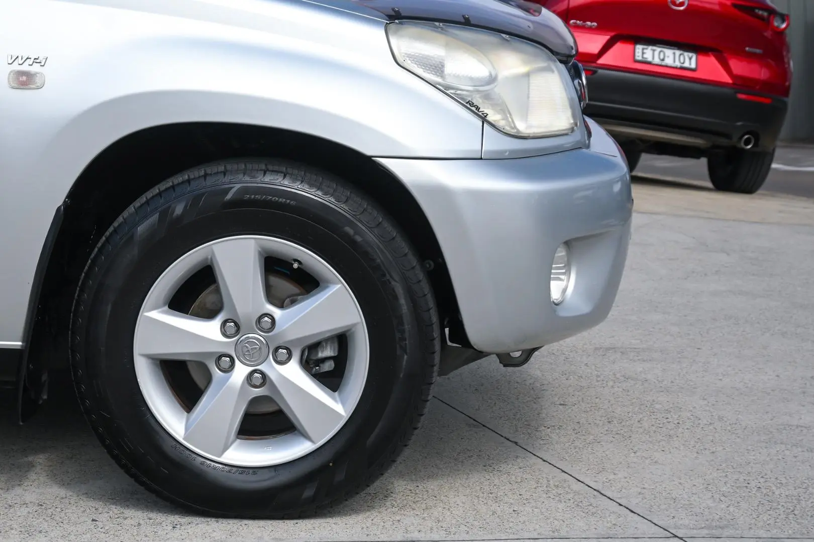 2005 Toyota RAV4 Gallery Image 26