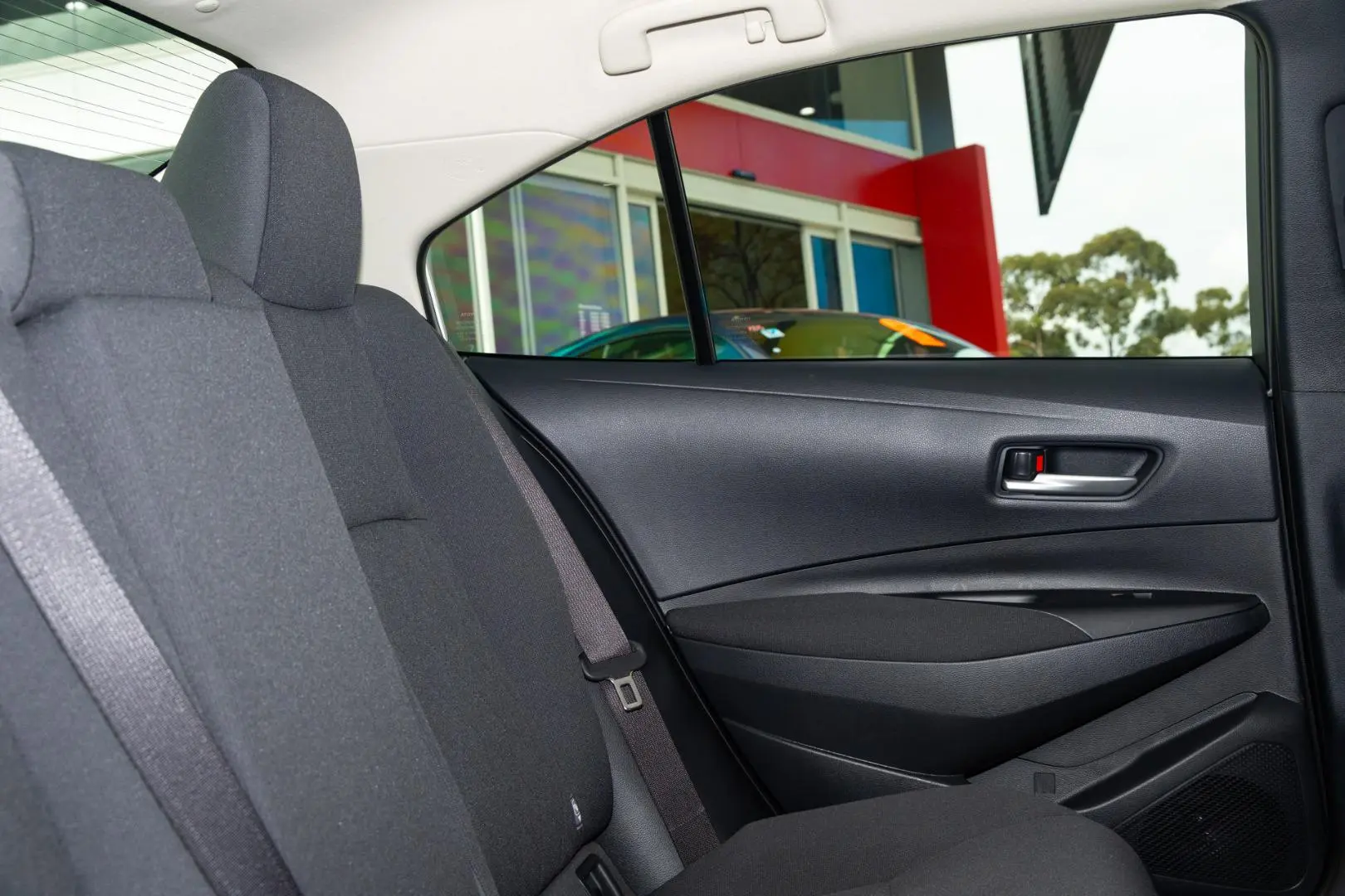 2025 Toyota Corolla Gallery Image 9