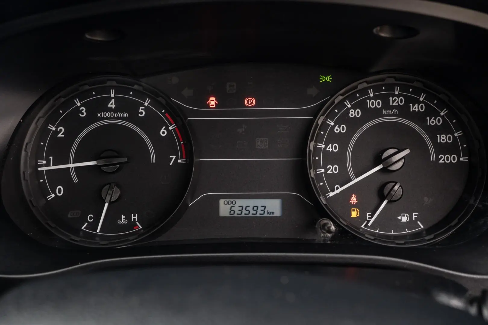 2018 Toyota Hilux Gallery Image 9