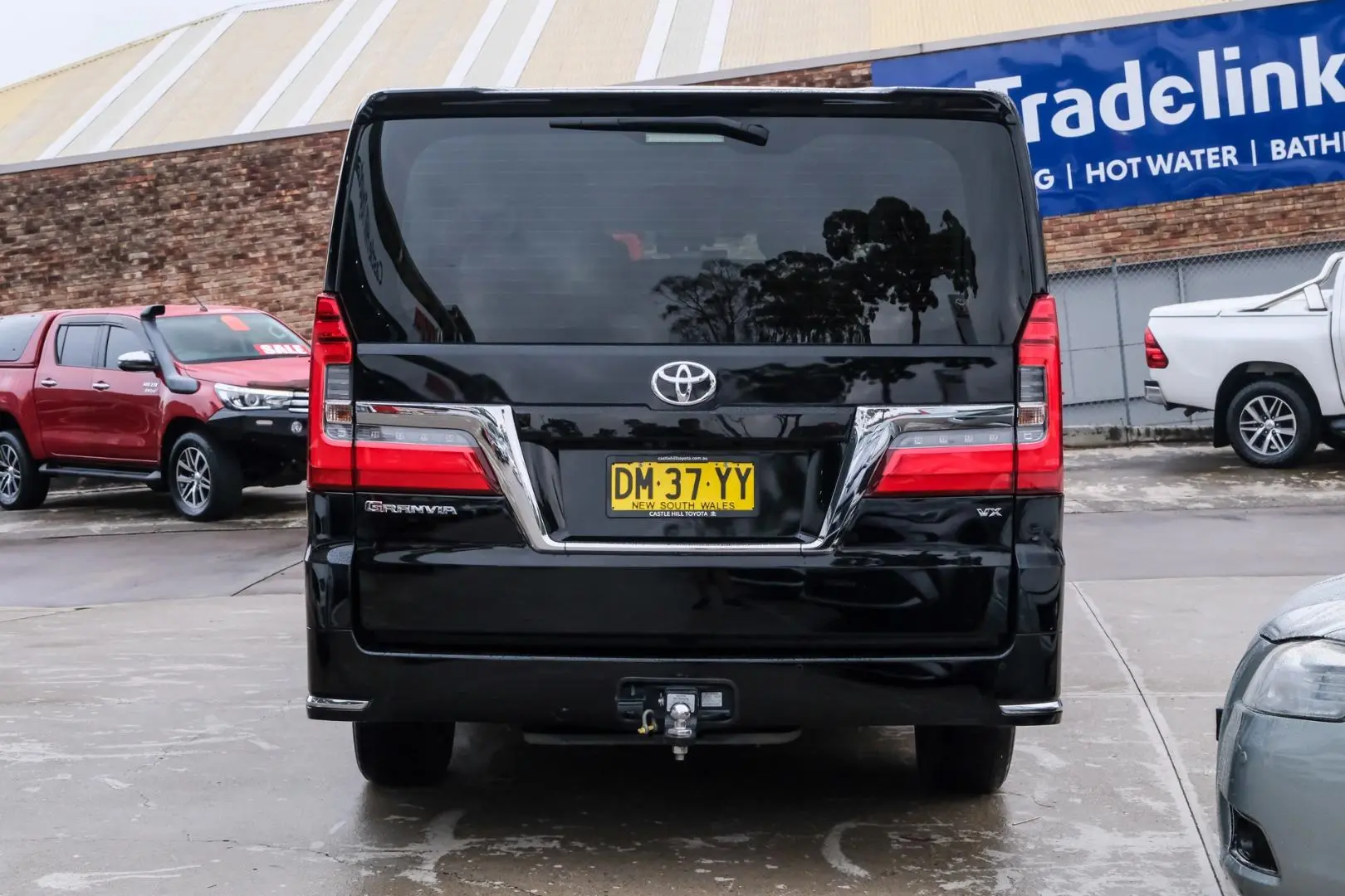 2019 Toyota Granvia Gallery Image 5