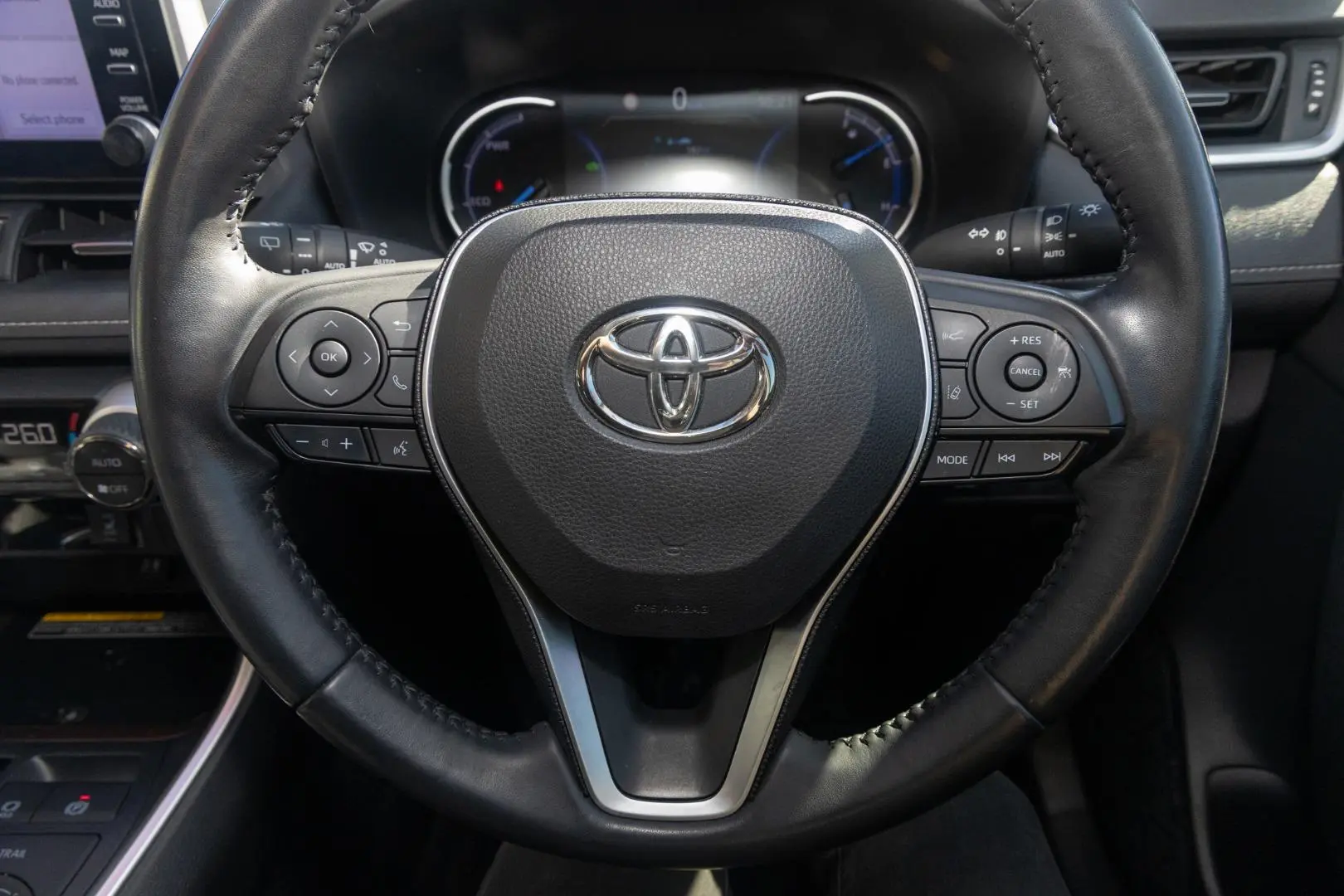 2019 Toyota RAV4 Gallery Image 11