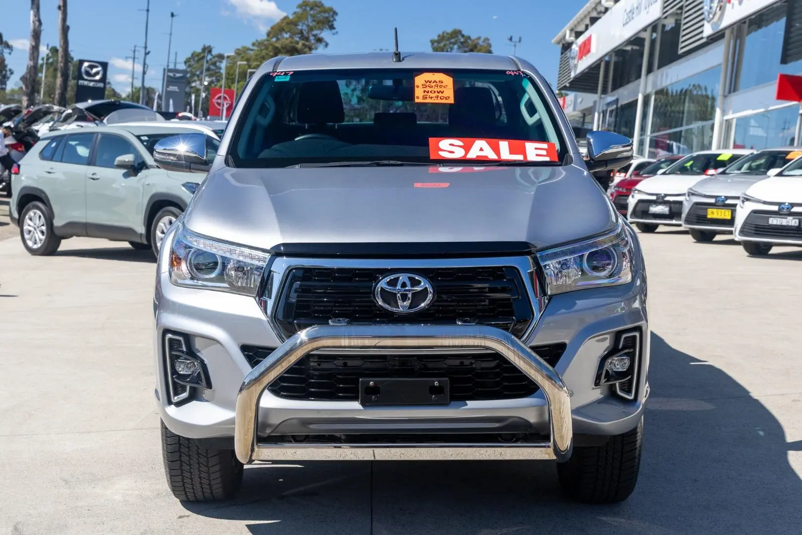 2018 Toyota Hilux Gallery Image 4
