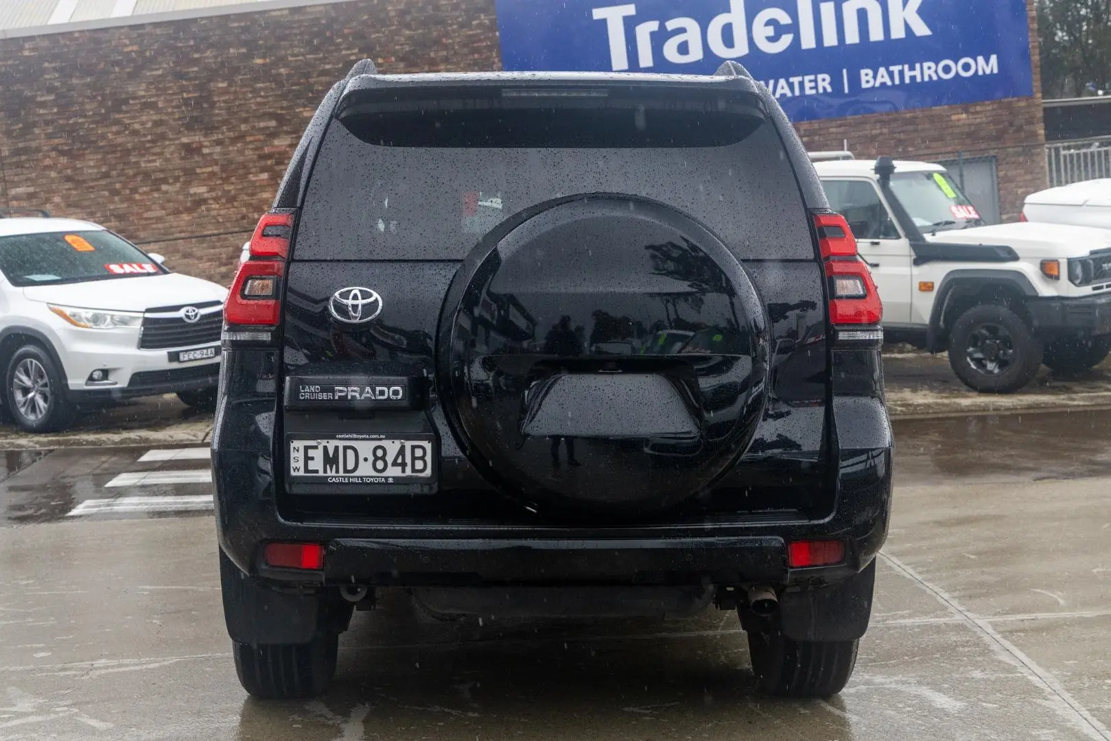 2021 Toyota Landcruiser Prado Gallery Image 5
