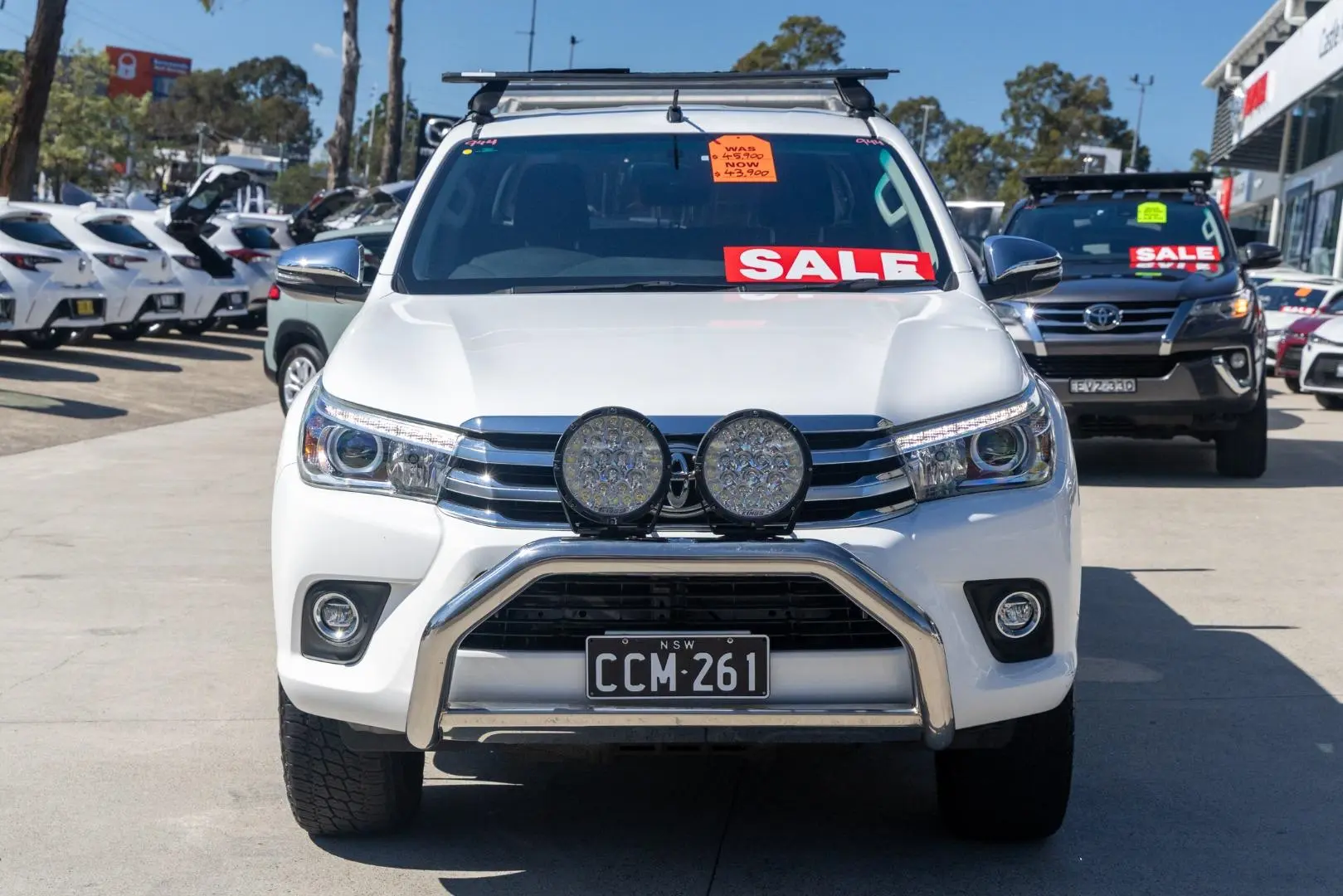 2018 Toyota Hilux Gallery Image 4