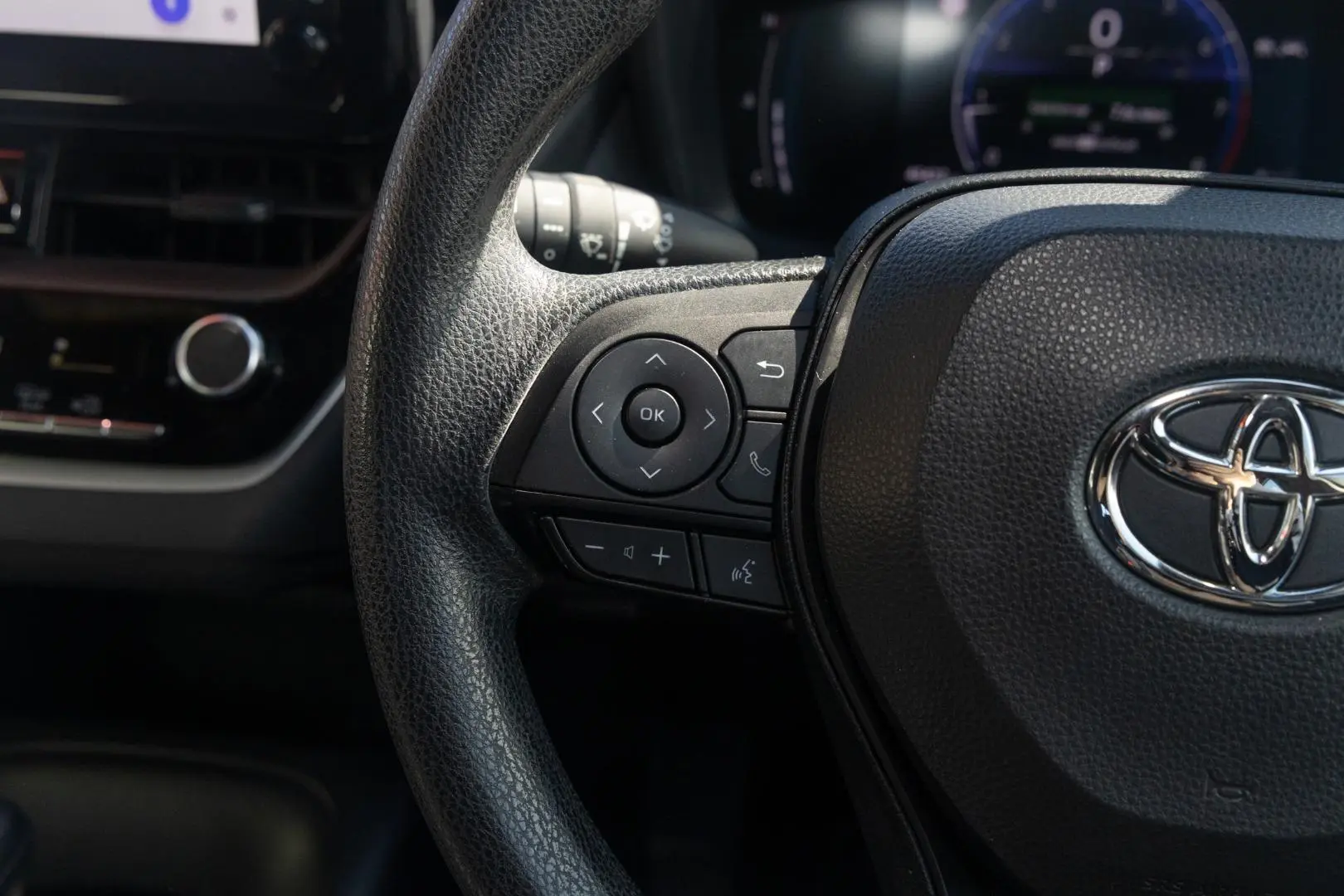 2023 Toyota Corolla Gallery Image 11