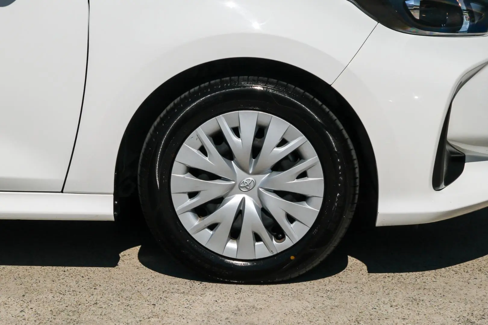 2023 Toyota Yaris Gallery Image 20