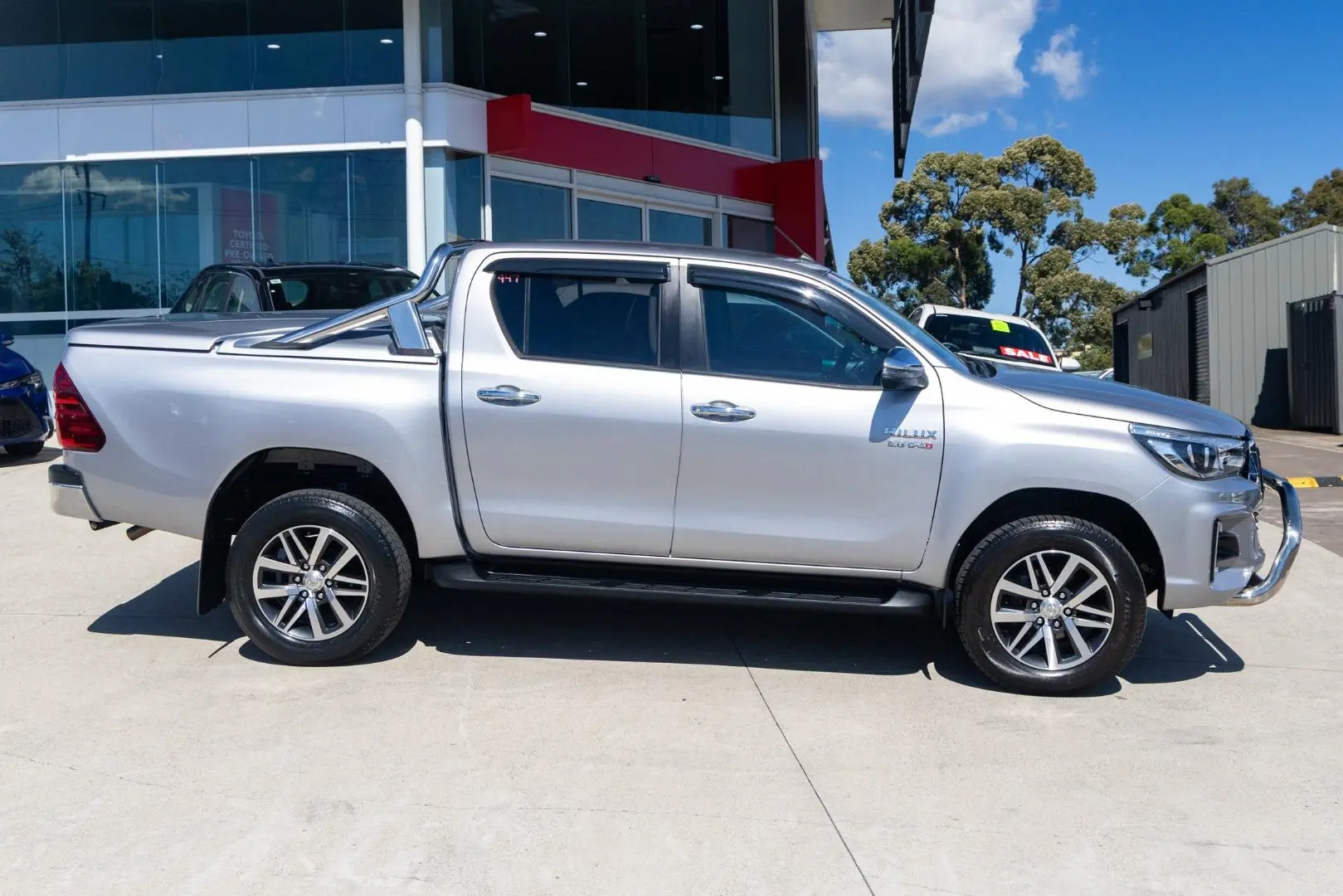 2018 Toyota Hilux Gallery Image 3