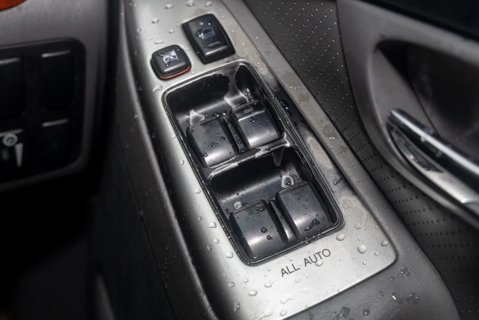 2004 Toyota Landcruiser Prado Gallery Image 19