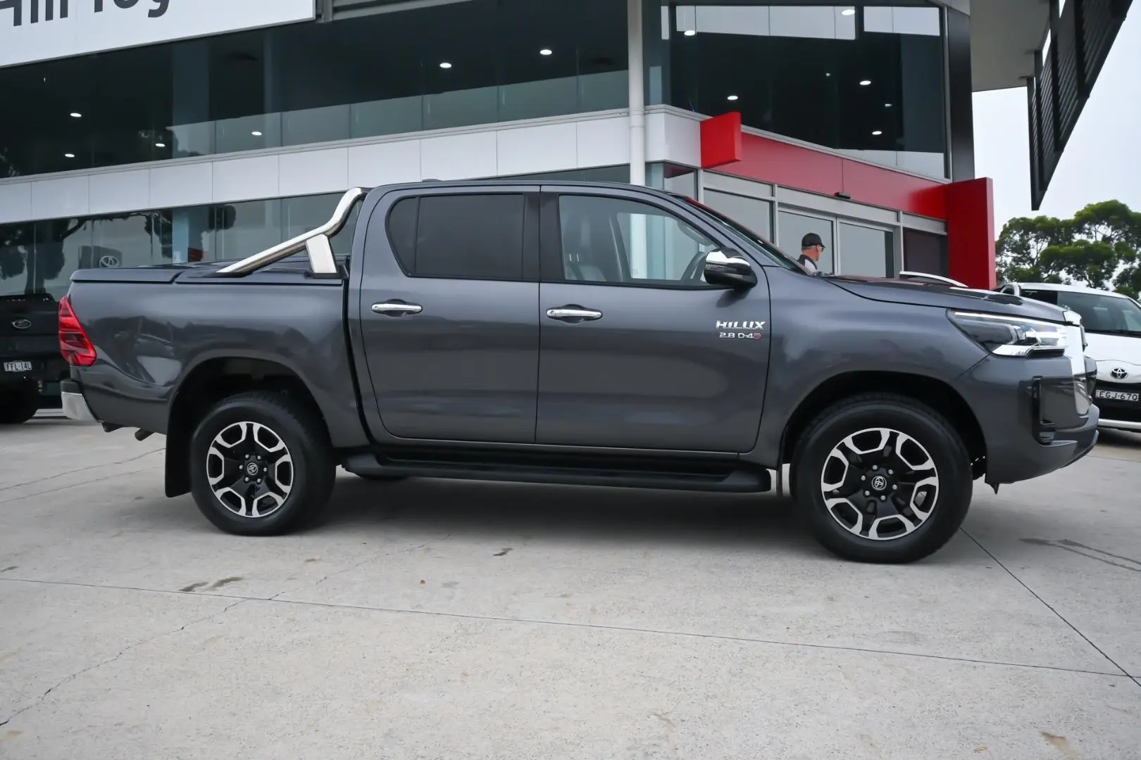 2022 Toyota Hilux Gallery Image 3