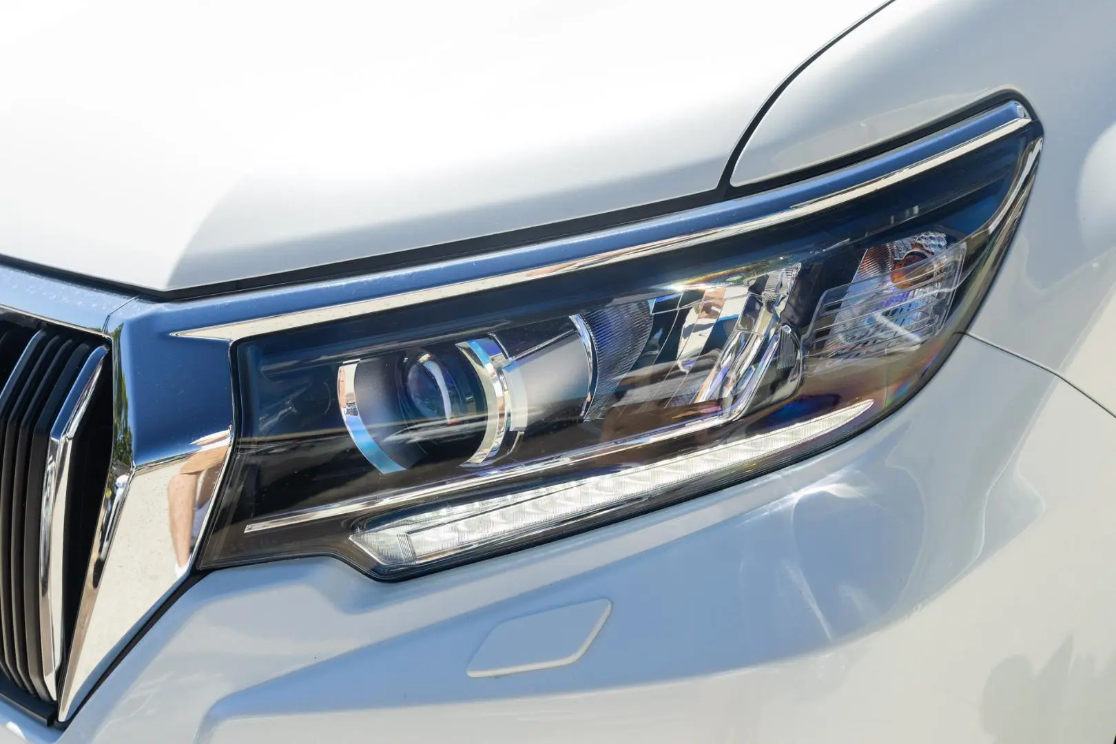 2023 Toyota Landcruiser Prado Gallery Image 18