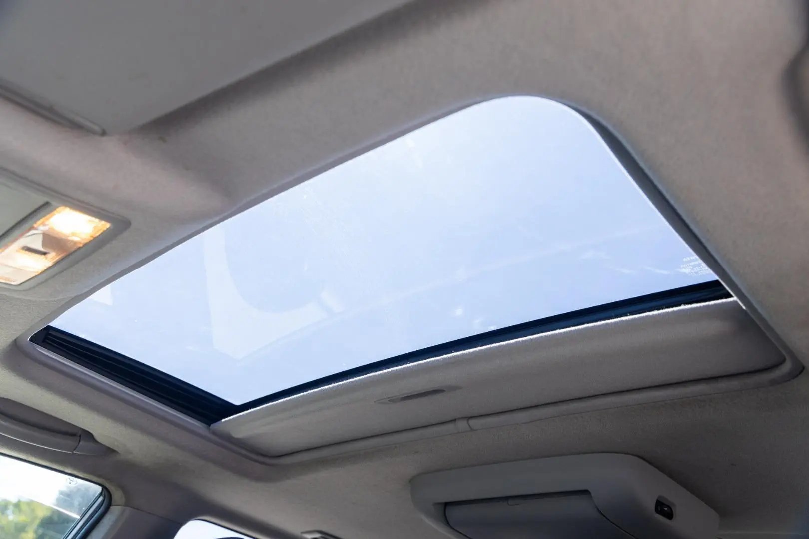 2012 Toyota Kluger Gallery Image 17