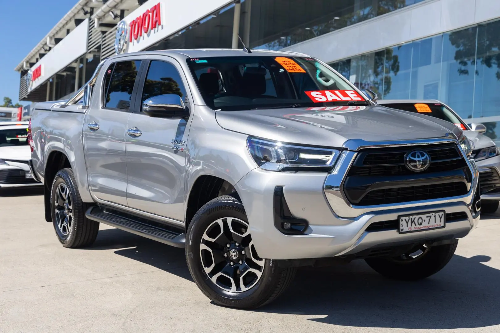 2021 Toyota Hilux Gallery Image 1