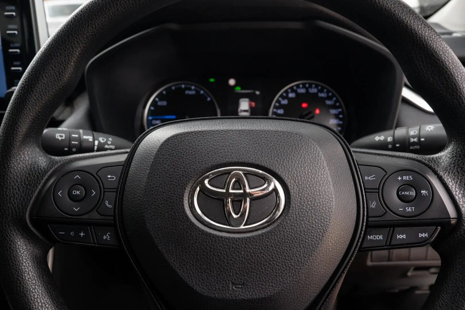 2020 Toyota RAV4 Gallery Image 15