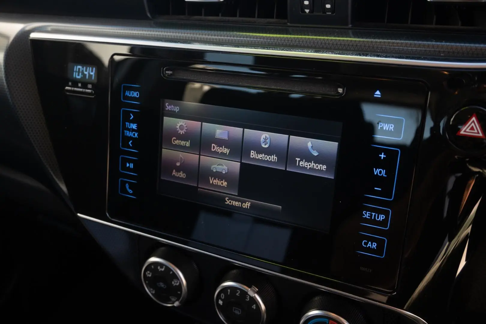 2015 Toyota Corolla Gallery Image 13