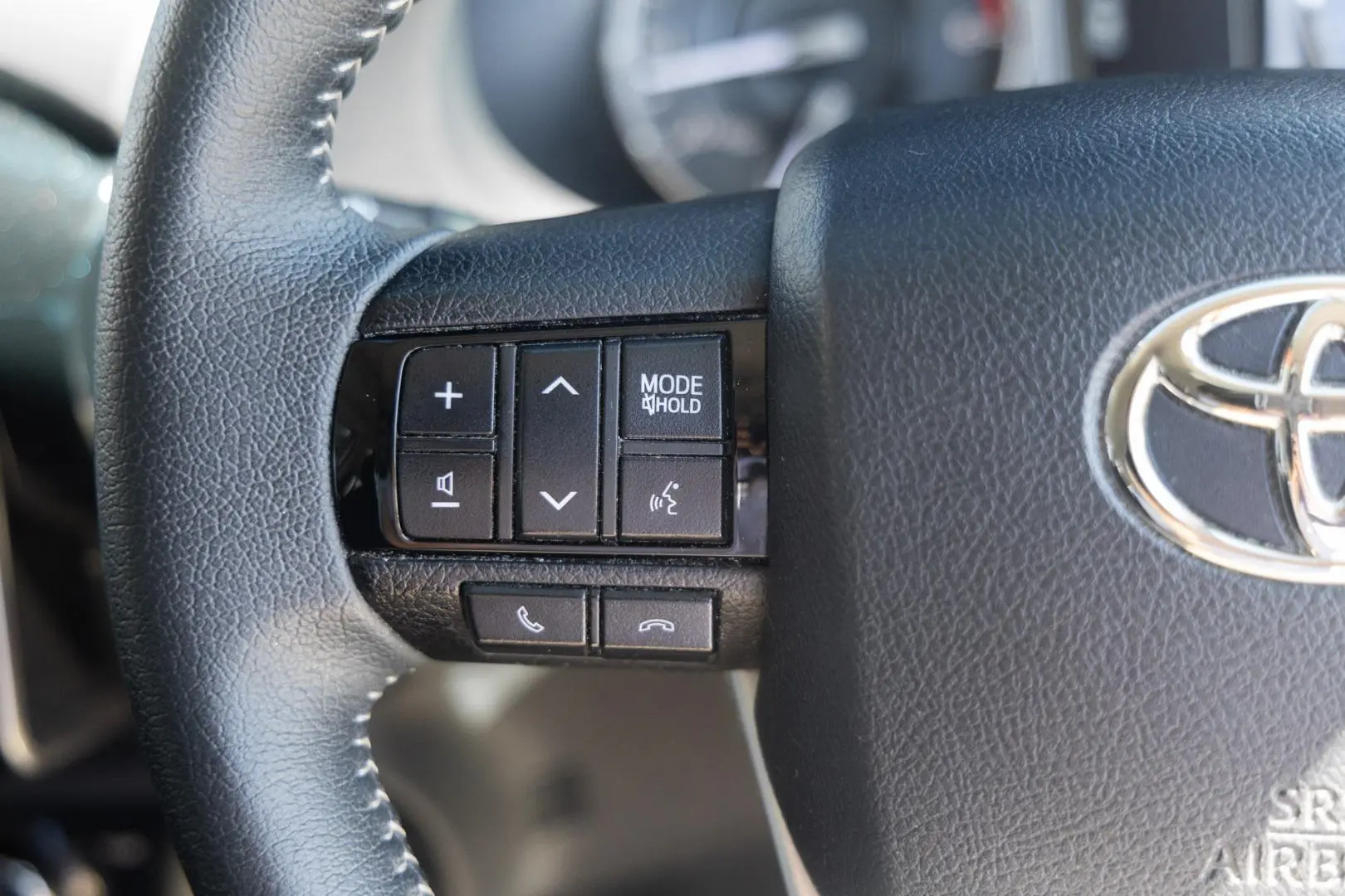 2021 Toyota Hilux Gallery Image 14