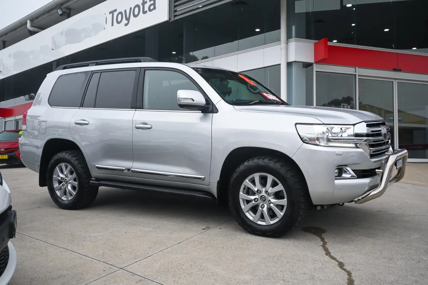 2018 Toyota Landcruiser Gallery Image 3