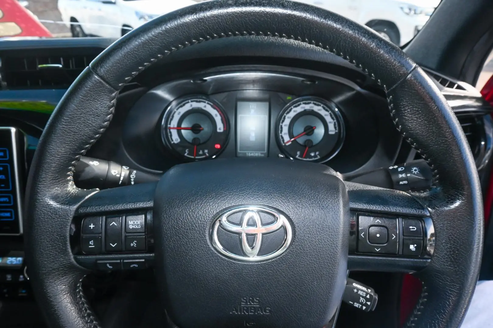 2018 Toyota Hilux Gallery Image 11