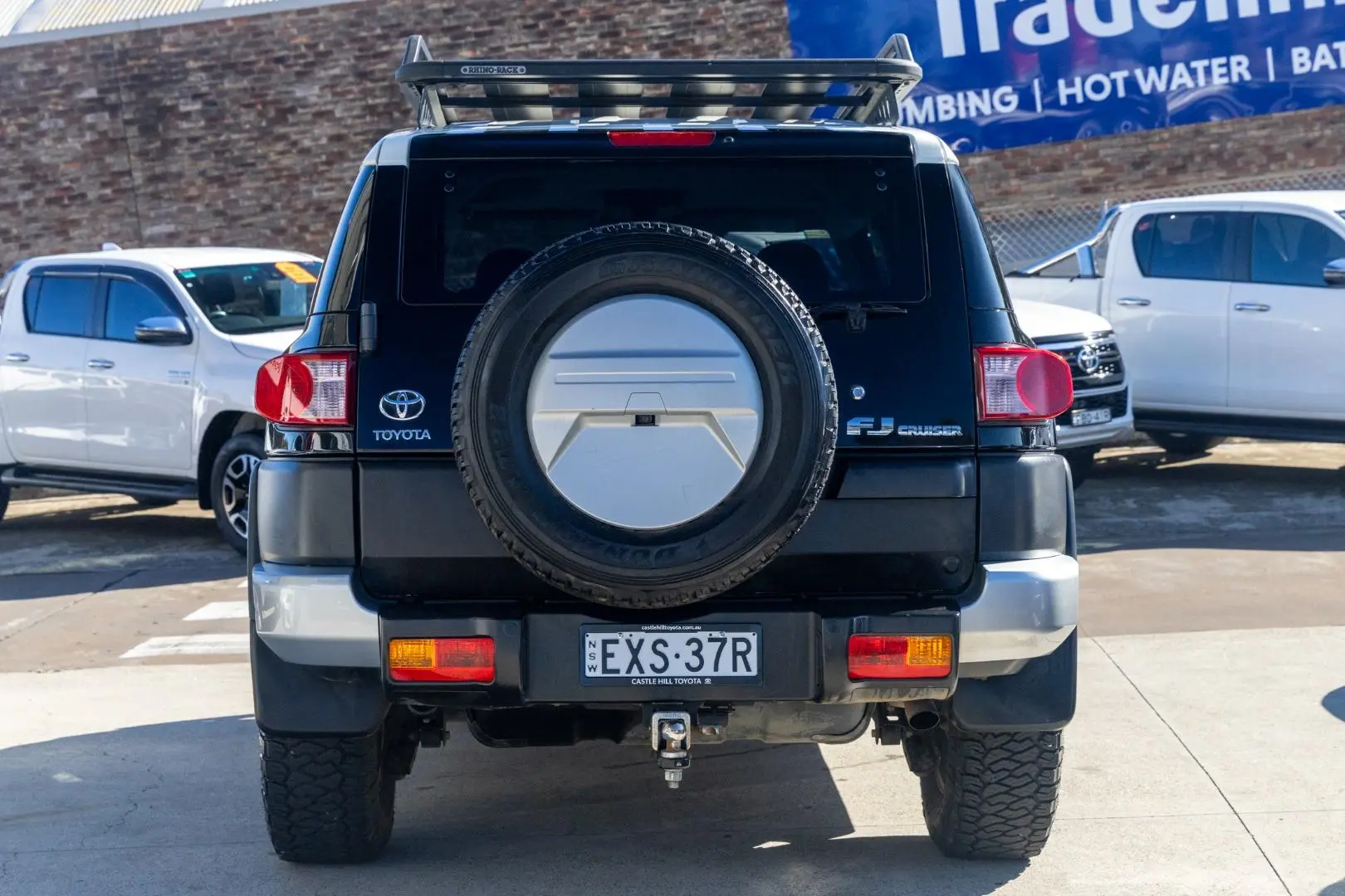 2016 Toyota FJ Cruiser Gallery Image 5
