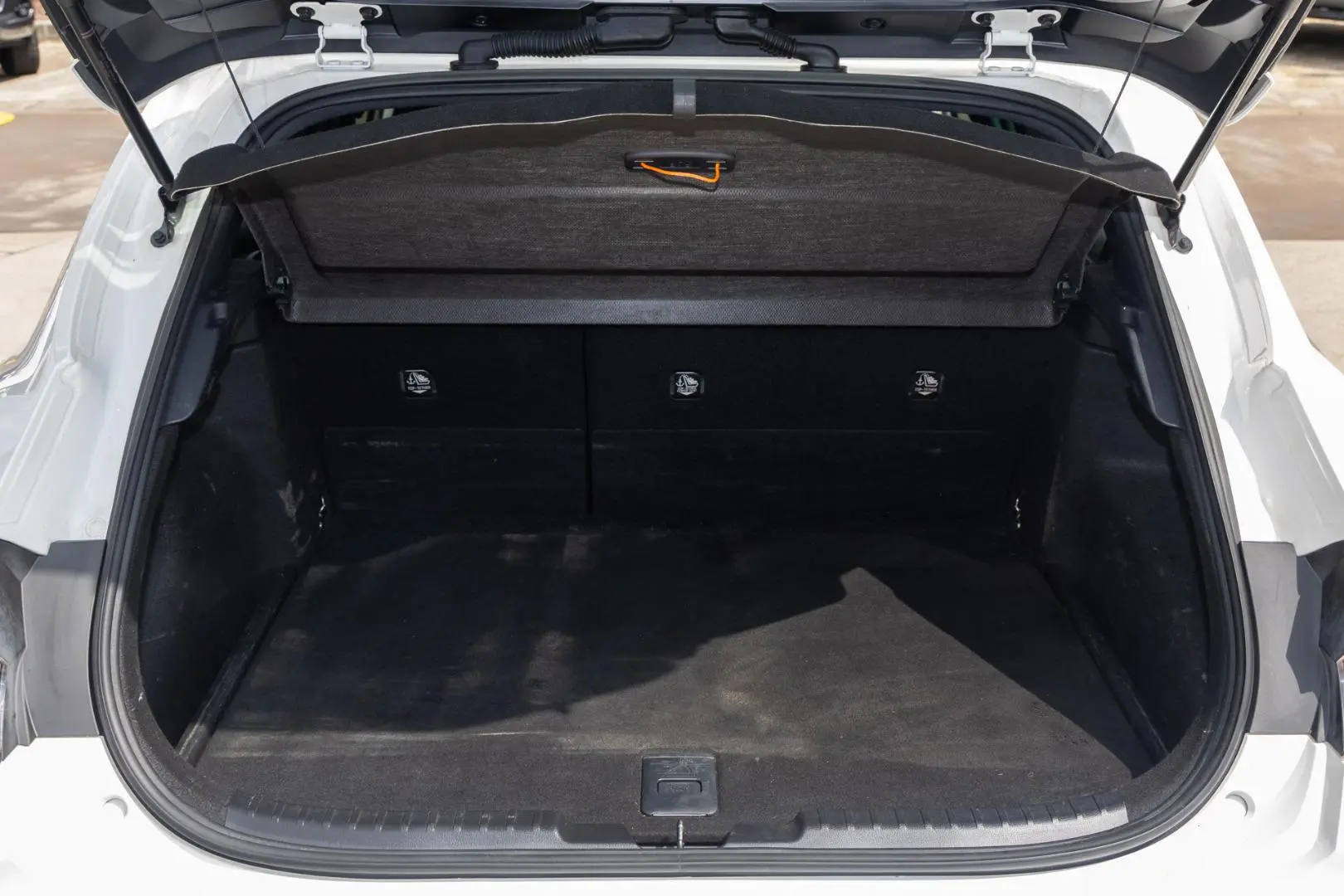 2020 Toyota Corolla Gallery Image 19