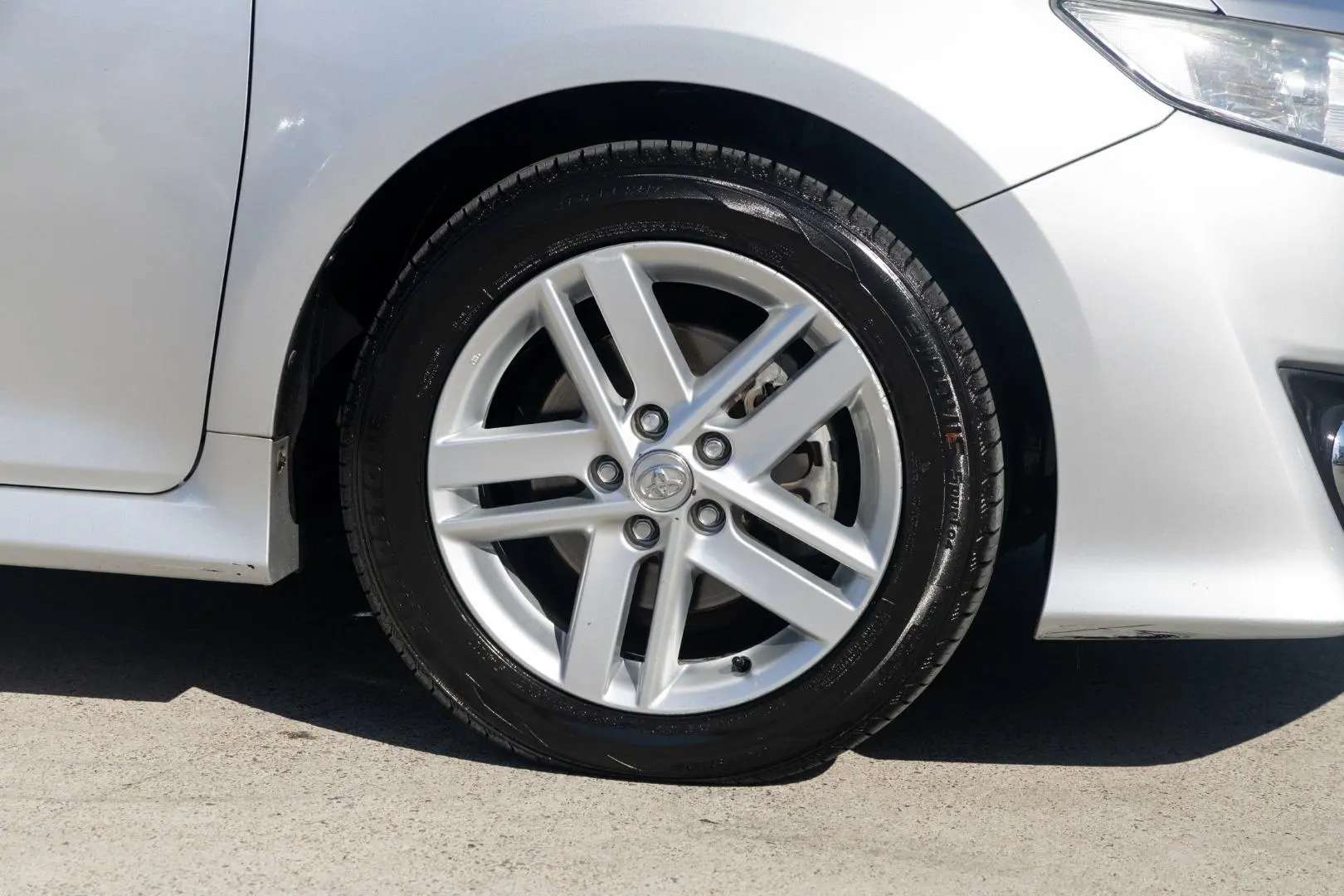2012 Toyota Camry Gallery Image 22