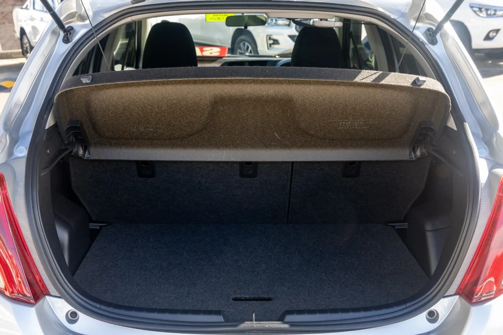 2012 Toyota Yaris Gallery Image 20