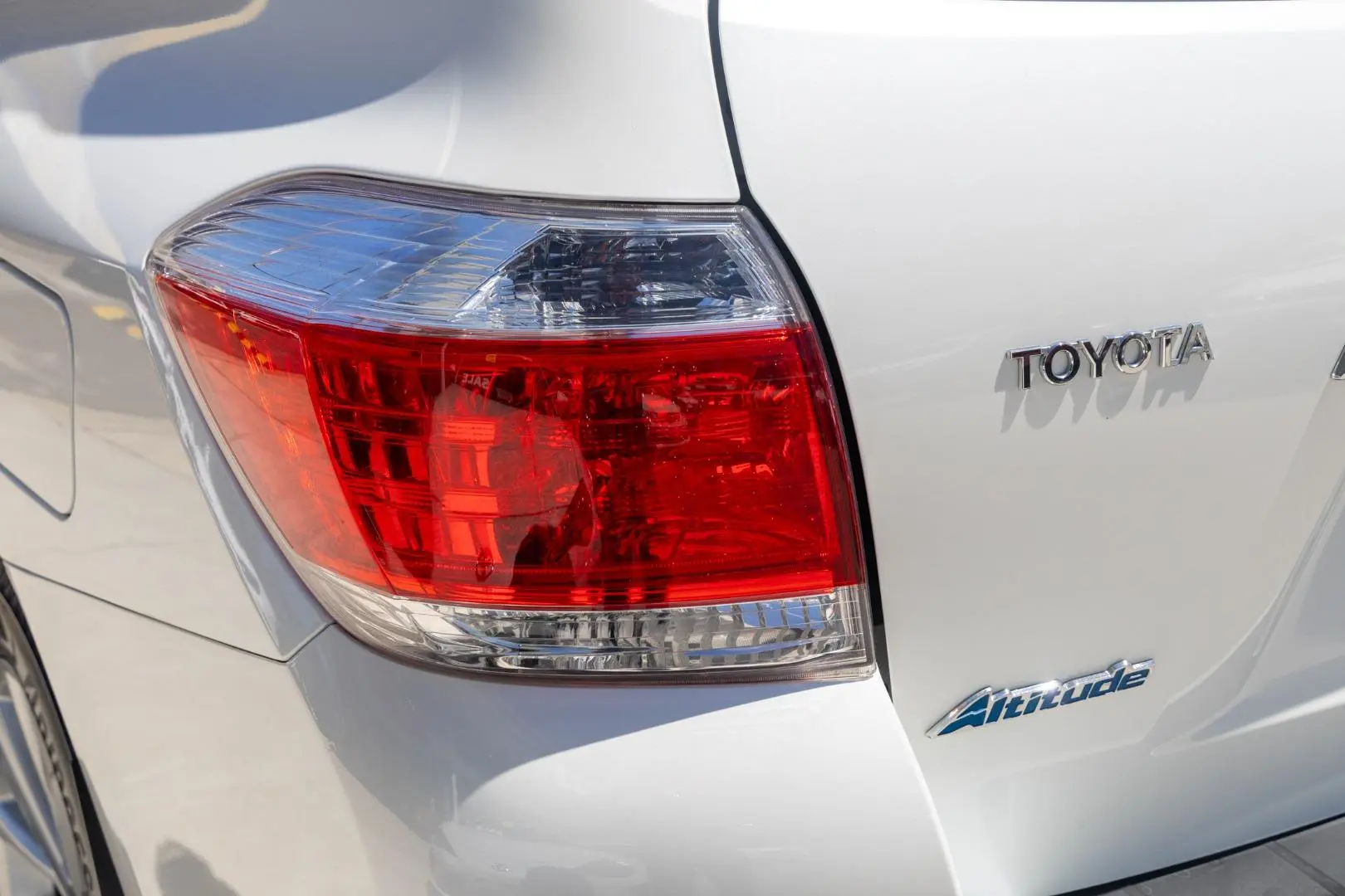 2012 Toyota Kluger Gallery Image 21