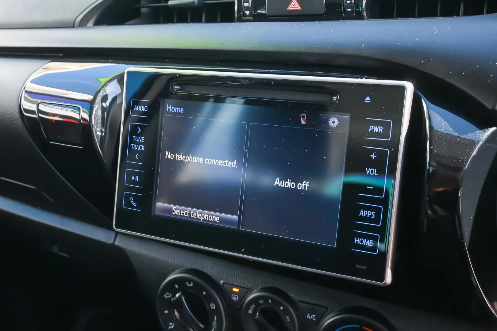 2020 Toyota Hilux Gallery Image 16