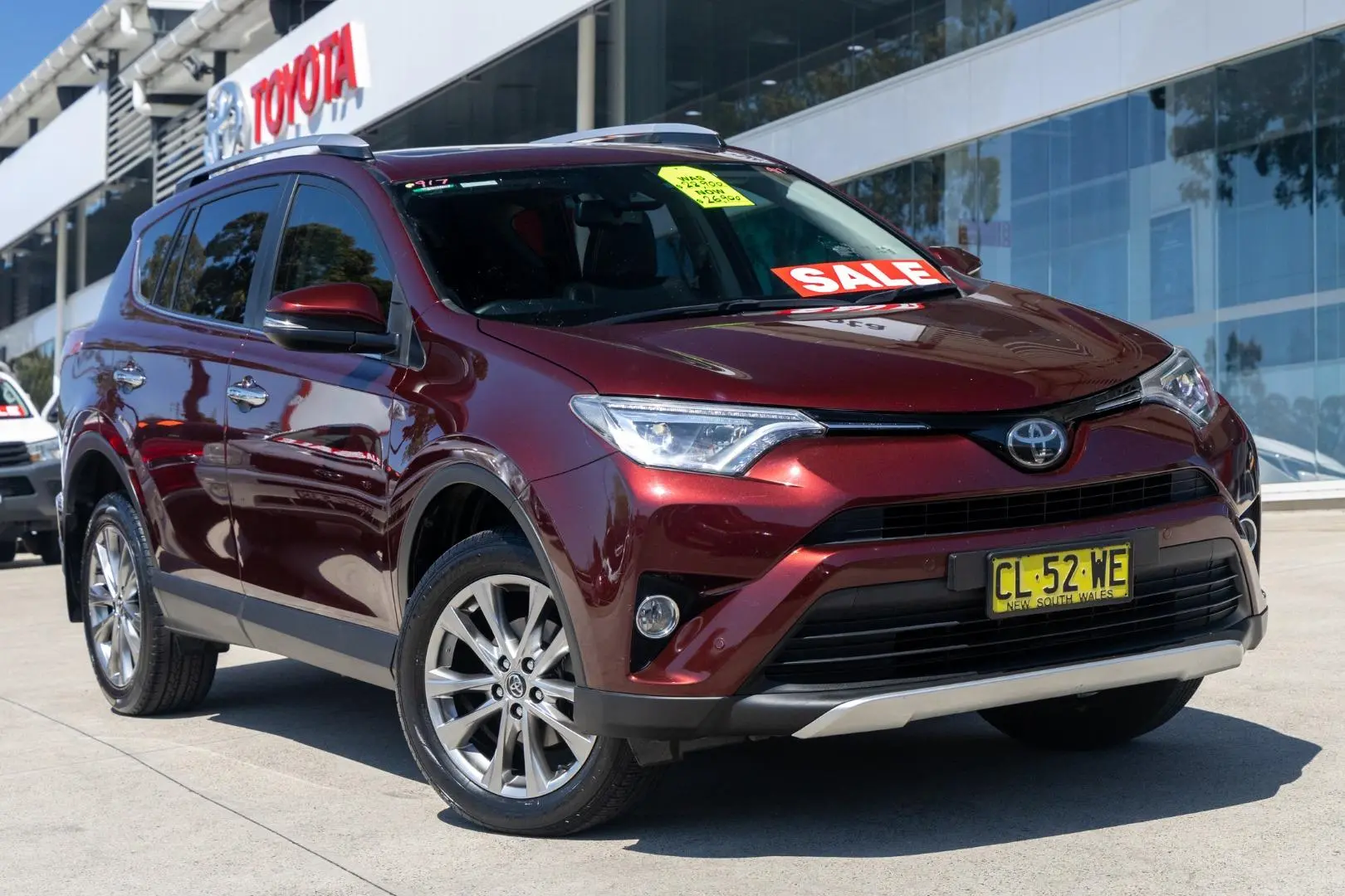 2016 Toyota RAV4 Gallery Image 1