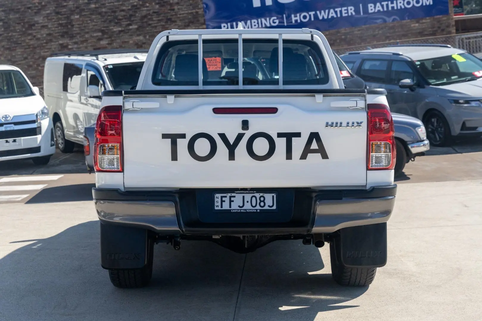 2024 Toyota Hilux Gallery Image 5