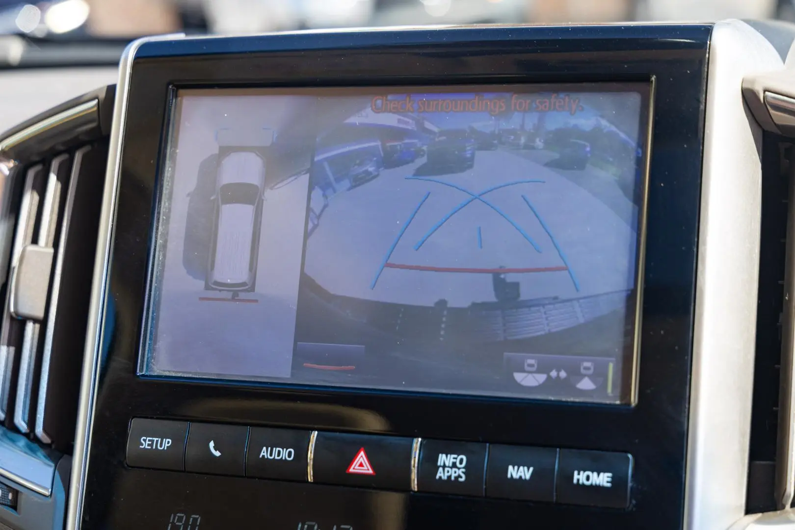 2017 Toyota Landcruiser Gallery Image 12