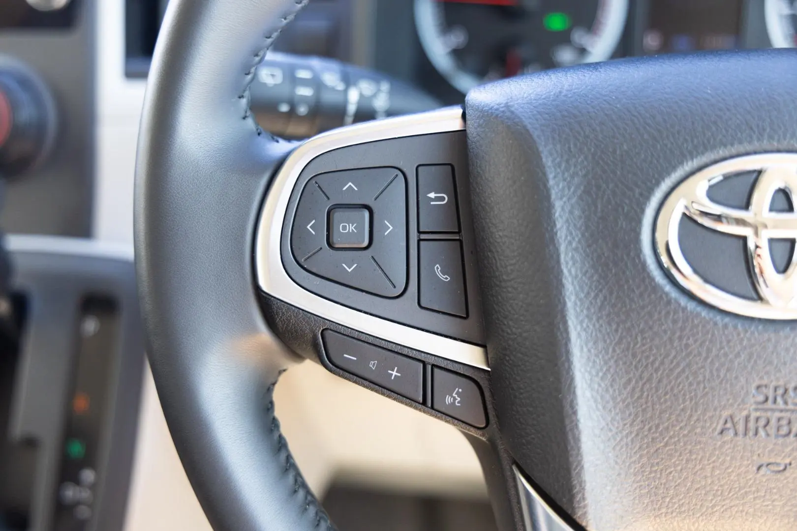 2024 Toyota Hiace Gallery Image 14