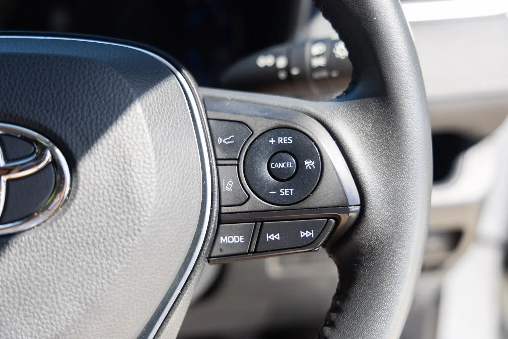 2024 Toyota RAV4 Gallery Image 15